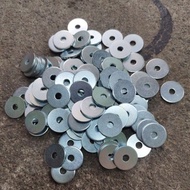 RING PLATE M6x2x23 KILOAN RING PLATE M6 WHITE (10 key bolt) contains approximately 170 pcs