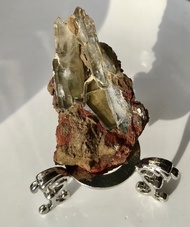 巴基斯坦 喜馬拉雅 縫合水晶城堡 綠幽靈共生 白水晶簇 閃亮