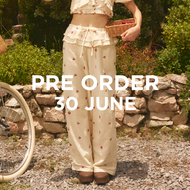 XSL จัดส่ง 30 JUN lookbooklookbook berry pants cherry pop