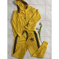 Preloved/Bundle Baju Set Adidas Crop Top Hoodie Pants | AinongNeng