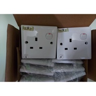 (10pcs) 13A SUIS SOKET/ 13A SWITCHED SOCKET OUTLET / 13A SWITCHED SOCKET (10PCS) /13A SWITCH SOCKET 