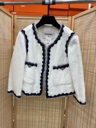 🧥Chanel White Cotton Jacket with Silver Blue Trims Size 34 香奈兒白色毛巾藍銀滾邊外套，尺碼34，軟軟糯糯百搭款