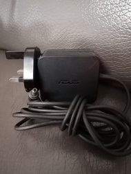 Asus AC adaptor 華碩notebook 變壓火牛