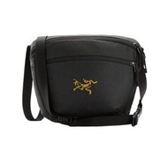 💎Arcteryx Mantis 2 金色logo單肩斜挎包💎