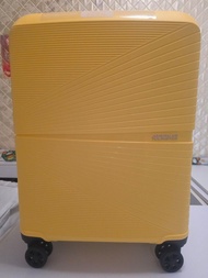 全新American Tourister 黃色Airconic 2KG 登機箱 / 行李箱有3年保養