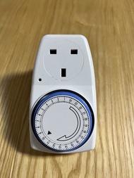 24小時定時器- Superready TE-7 24 Hours Time Switch