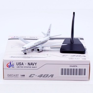 Aircraft 1: 400 JC Wings Alloy Airliner Model US Navy C-40A 165832