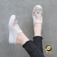 FS1 New Women Increased Half Sneaker Flowers Net Shoes Fashion Sports White Shoes Student Kasut Wani