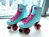 Moxi Beach Bunny Roller 雙排滾軸溜冰鞋
