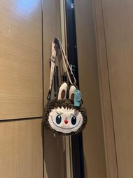 Labubu 頭斜孭袋