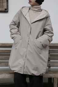 雙面穿披肩領羽絨大衣 灰米色 + 米色 251108-1