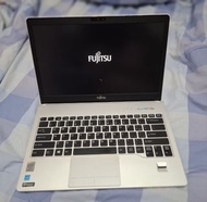 白色13.3吋富士通i5 Fujitsu Lifebook S904  1Tb