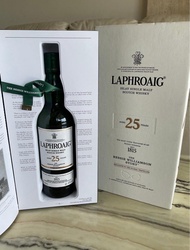 《代友出售》Laphroaig 25 Year Old Bessie Williamson Story - 700ml /43% 拉弗格25年單一麥芽威士忌
