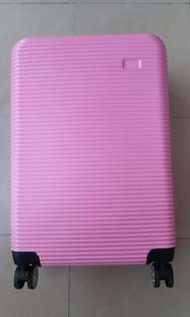 Luggage行李箱 （size:約57x39x26cm）