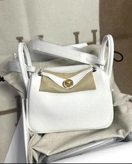 全新HERMES MINI LINDY 新白色 0U NEW WHITE TC皮 /金扣 #BRAND NEW #香榭站正品