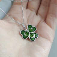 三葉草葉項鍊。好運三葉草。幸運四葉草吊墜。花葉吊墜。