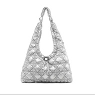 Authentic Carlyn Shoulder Bag 1 Simple And Elegant Design Comfortable To Wear Every Day