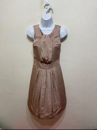 「 二手衣 」 iROO 女版無袖洋裝 38號（偏銅色）63