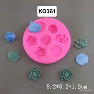 Mold of 7 small lotus leaves