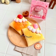 MOMOCUPPY strawberry creme brulle squishy by Hachimi