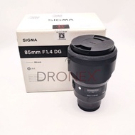 99% new Sigma 85mm f/1.4 DG