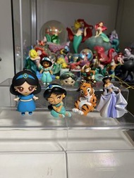 日本稀有絕版迪士尼jasmine茉莉公主阿拉丁Aladdin genie燈神玩偶 貝兒belle美女與野獸 Beauty and the Beast公主 disneystore 。代購Disney日本