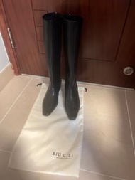 BIU CILI Black Boots (內增高鞋墊5cm)