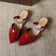 พร้อมส่งจากไทย【633】รองเท้าคัทชูปลายแหลมแต่งสายเพชรติดแกรมสุดๆใส่ทำงานใส่เที่ยวแฟชั่นมาก