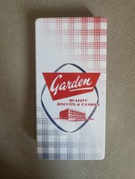 絕版鐵盒 Garden 嘉頓彩色朱古力手指餅 RAINBOW CHOCOLATE FINGERS