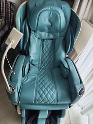 OSIM uLove 2 massage chair