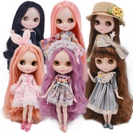 Dudunbl Blyth dolls are available in various styles.