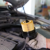 Automotive Replacement Oil Filter 11427512300 11421427908 Car Engine Oil Filter for BMW 323i 325i 32