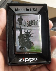[HCM]ZIPPO USA CHÍNH HÃNG MỸ CHỦ ĐỀ NỮ THẦN TỰ DO MỸ - ZIPPO BẠC CAO CẤP