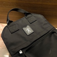 PORTER INTERNATIONAL PUNK 系列的黑色斜紋布後背包