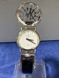 Đồng hồ nữ dạng lắc hiệu Boutique nicole size 30 99%.