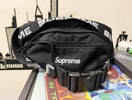 95%新 。正版 Supreme 胸包 。心口包 。