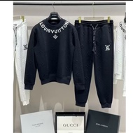DV Winter Autumn Tracksuit with Embossed Logo and Pattern Long Sleeve for Men and Women, Round Neck 