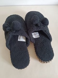 Old Navy室內毛絨拖鞋