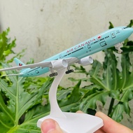 AIR CANADA AIR PLANE MODEL WITH BEAUTIFUL STANDARD SCALE WHEELS 20CM FULLBOX