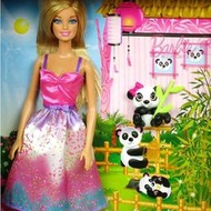 ☆Ken&amp;Barbie肯尼愛芭比☆ 閃亮系列芭比娃娃 - 芭比與熊貓寶寶 ☆ 出清價