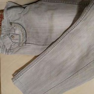 Bauhaus牛仔褲