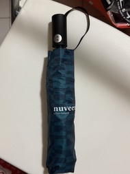 Nuveen 自動折疊傘