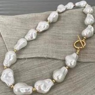 1 PC Retro-Inspired Gold-Tone Beaded Baroque Pearl สแตนเลส OT Clasp สร้อยคอ