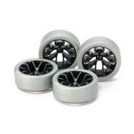 Tamiya Hard Low-Profile Tire (Silver) & Carbon Wheel Set (Y Spoke) -95412
