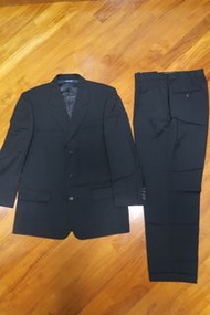 DANIEL HECHTER 意大利 黑色西裝1套