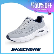 Skechers รองเท้าผ้าใบ Dlux Walker Pensive Oxford Air Cooled Memory Foam สำหรับผู้ชาย SK100605