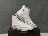 รองเท้าผ้าใบหุ้มข้อหนัง Converse All Star สีขาว