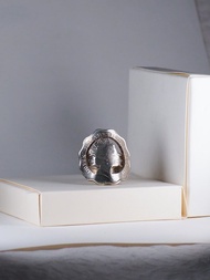 香港一元戒指配兩元英女皇頭像剪影