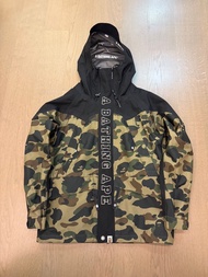 BAPE 迷彩外套 Gore tex