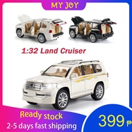 1:32 Toyota Land Cruiser LC300 Alloy Car Model toy car Light & Sound effect Diecast Car Model Toys